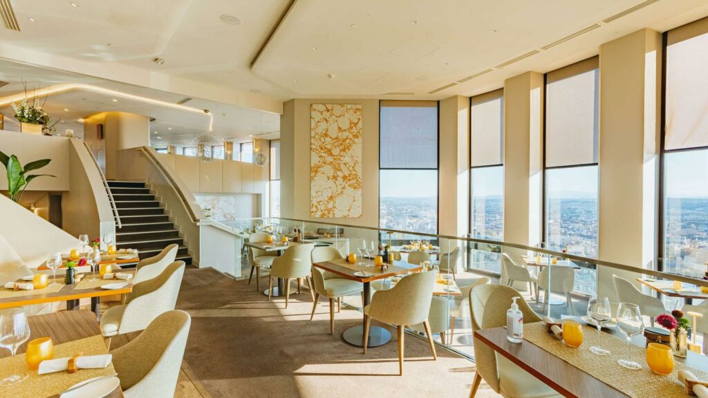 Le Radisson Blu à Lyon vous offre une vue imprenable sur tout Lyon.